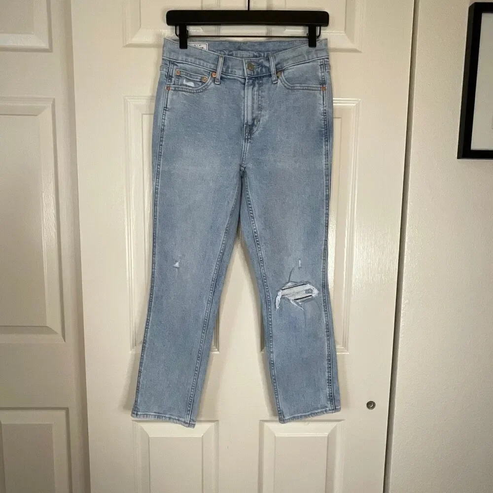 Gap Vintage Slim Mid Rise Light Wash Jeans Size 27 / 4P